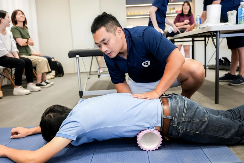 透過唯心運動按摩放鬆深層肌肉預防運動傷害
